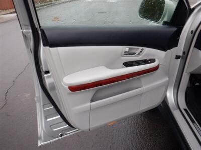 2007 Lexus RX 400h   - Photo 17 - Kirkland, WA 98033