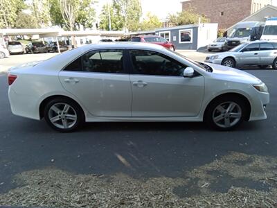 2012 Toyota Camry SE - Photo 6 - Kirkland, WA 98033