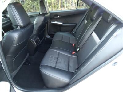2012 Toyota Camry SE - Photo 11 - Kirkland, WA 98033