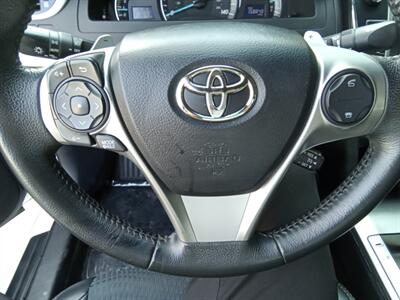 2012 Toyota Camry SE - Photo 13 - Kirkland, WA 98033