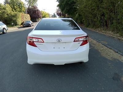 2012 Toyota Camry SE - Photo 4 - Kirkland, WA 98033