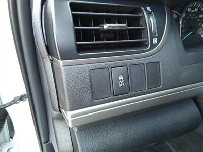 2012 Toyota Camry SE - Photo 15 - Kirkland, WA 98033