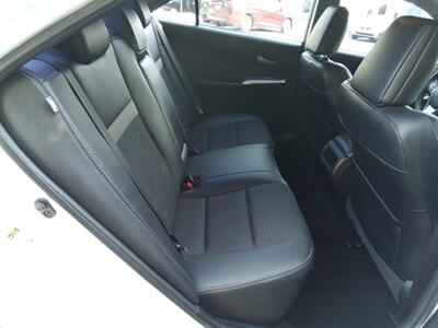 2012 Toyota Camry SE - Photo 12 - Kirkland, WA 98033