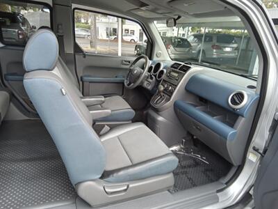 2006 Honda Element EX-P - Photo 10 - Kirkland, WA 98033