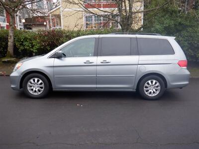 2010 Honda Odyssey EX-L   - Photo 2 - Kirkland, WA 98033