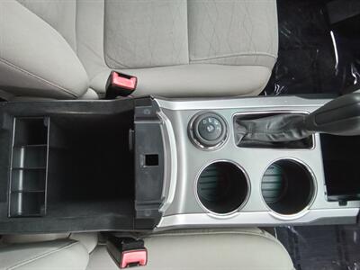 2013 Ford Explorer AWD   - Photo 17 - Kirkland, WA 98033