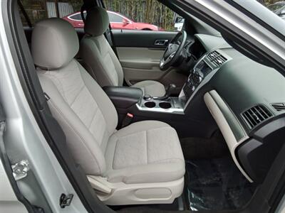 2013 Ford Explorer AWD   - Photo 16 - Kirkland, WA 98033