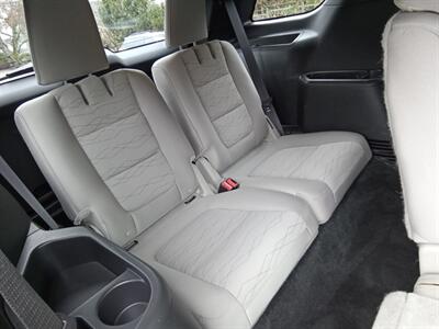 2013 Ford Explorer AWD   - Photo 13 - Kirkland, WA 98033