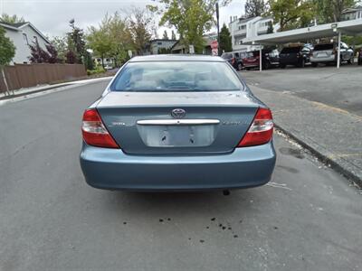 2004 Toyota Camry LE   - Photo 4 - Kirkland, WA 98033