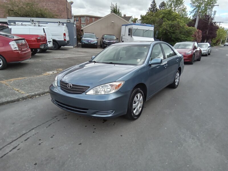 2004 Toyota Camry LE   - Photo 1 - Kirkland, WA 98033