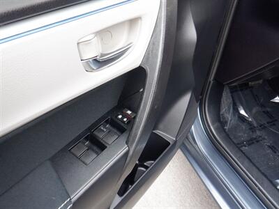 2015 Toyota Corolla LE   - Photo 13 - Kirkland, WA 98033