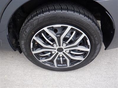 2015 Toyota Corolla LE   - Photo 18 - Kirkland, WA 98033