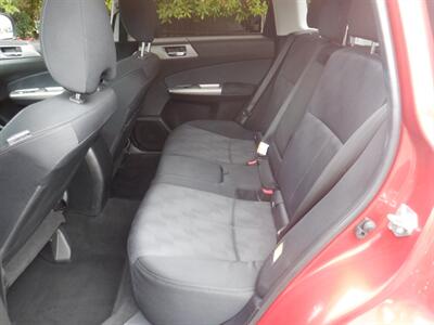 2010 Subaru Forester 2.5X Premium   - Photo 10 - Kirkland, WA 98033