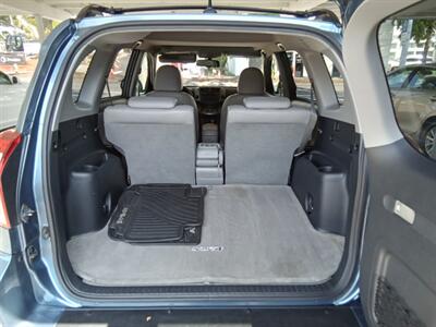 2011 Toyota RAV4 Limited   - Photo 15 - Kirkland, WA 98033