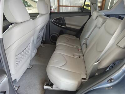 2011 Toyota RAV4 Limited   - Photo 10 - Kirkland, WA 98033