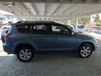 2011 Toyota RAV4 Limited   - Photo 6 - Kirkland, WA 98033