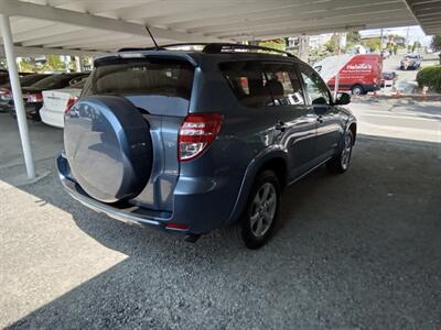 2011 Toyota RAV4 Limited   - Photo 5 - Kirkland, WA 98033