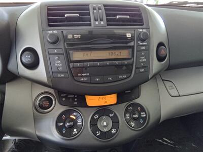 2011 Toyota RAV4 Limited   - Photo 18 - Kirkland, WA 98033
