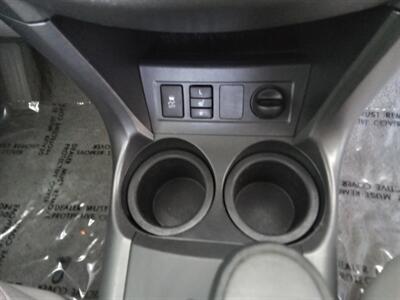 2011 Toyota RAV4 Limited   - Photo 19 - Kirkland, WA 98033