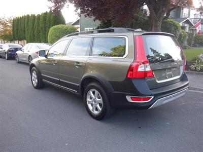 2010 Volvo XC70 3.2   - Photo 3 - Kirkland, WA 98033
