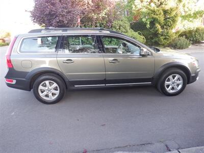2010 Volvo XC70 3.2   - Photo 6 - Kirkland, WA 98033