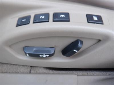 2010 Volvo XC70 3.2 AWD - Photo 13 - Kirkland, WA 98033