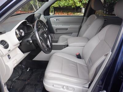 2013 Honda Pilot EX-L   - Photo 9 - Kirkland, WA 98033