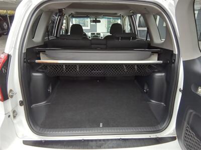 2008 Toyota RAV4 Sport 4X4   - Photo 22 - Kirkland, WA 98033
