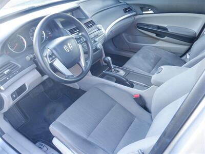 2012 Honda Accord LX   - Photo 12 - Kirkland, WA 98033