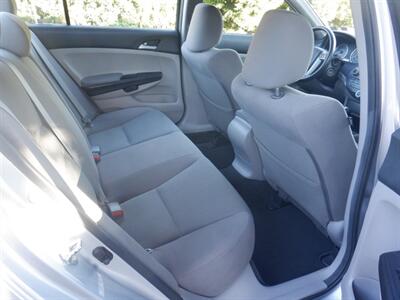 2012 Honda Accord LX   - Photo 11 - Kirkland, WA 98033