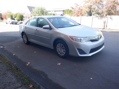 2012 Toyota Camry LE   - Photo 6 - Kirkland, WA 98033
