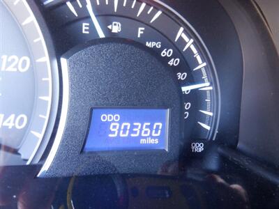 2012 Toyota Camry LE   - Photo 16 - Kirkland, WA 98033