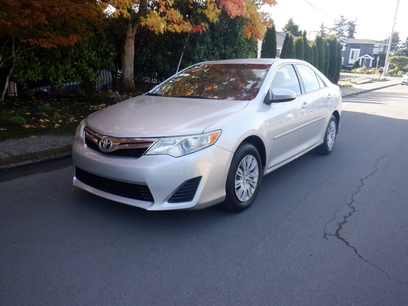 2012 Toyota Camry LE   - Photo 1 - Kirkland, WA 98033