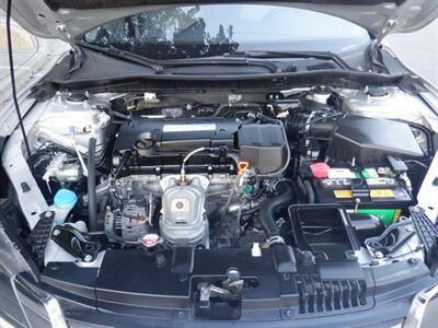 2014 Honda Accord LX   - Photo 20 - Kirkland, WA 98033