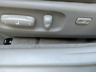 2006 Toyota Camry XLE - Photo 16 - Kirkland, WA 98033