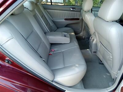 2006 Toyota Camry XLE - Photo 12 - Kirkland, WA 98033