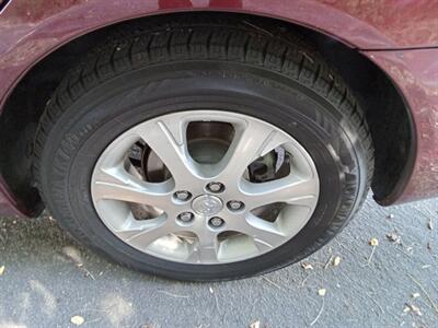 2006 Toyota Camry XLE - Photo 25 - Kirkland, WA 98033