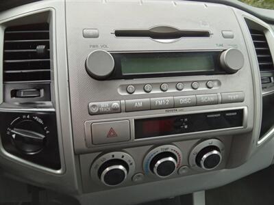 2007 Toyota Tacoma V6 TRD Sport ,6 Speed Manual, 4dr Double Cab 4x4   - Photo 16 - Kirkland, WA 98033