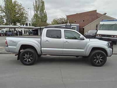 2007 Toyota Tacoma V6 TRD Sport ,6 Speed Manual, 4dr Double Cab 4x4   - Photo 6 - Kirkland, WA 98033