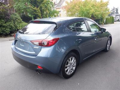 2015 Mazda Mazda3 i Touring   - Photo 5 - Kirkland, WA 98033