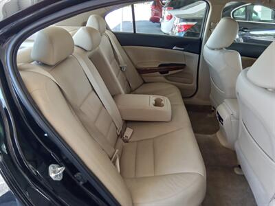 2012 Honda Accord EX-L V6 - Photo 13 - Kirkland, WA 98033