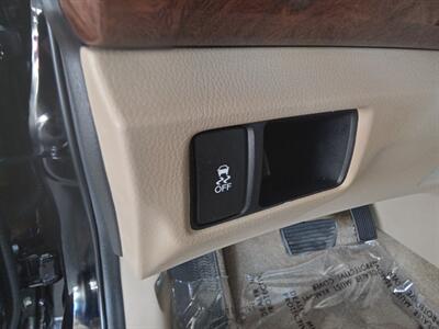 2012 Honda Accord EX-L V6 - Photo 18 - Kirkland, WA 98033