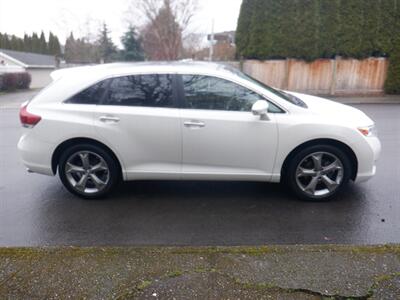 2013 Toyota Venza LE   - Photo 6 - Kirkland, WA 98033