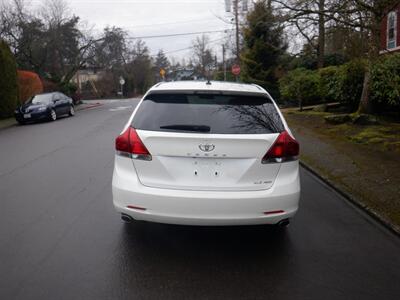2013 Toyota Venza LE   - Photo 4 - Kirkland, WA 98033