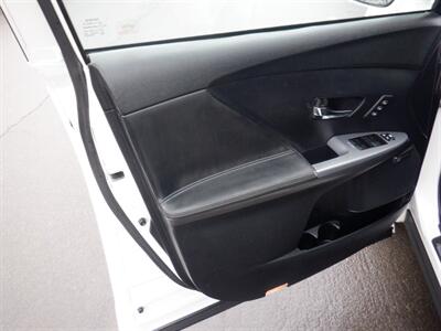 2013 Toyota Venza LE   - Photo 15 - Kirkland, WA 98033