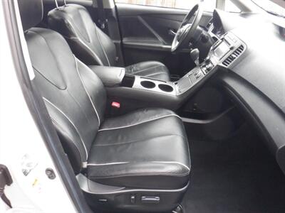 2013 Toyota Venza LE   - Photo 9 - Kirkland, WA 98033