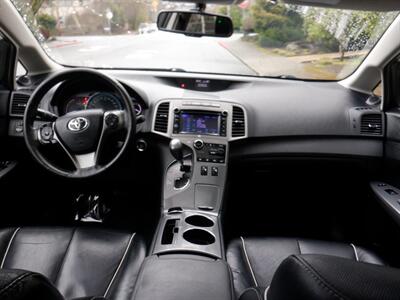 2013 Toyota Venza LE   - Photo 12 - Kirkland, WA 98033