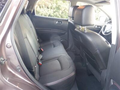 2010 Nissan Rogue SL   - Photo 10 - Kirkland, WA 98033