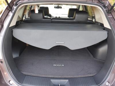 2010 Nissan Rogue SL   - Photo 16 - Kirkland, WA 98033