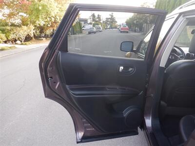 2010 Nissan Rogue SL   - Photo 17 - Kirkland, WA 98033